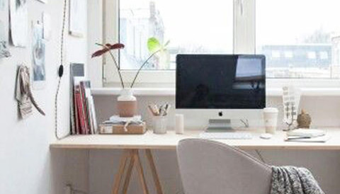 Trestle table