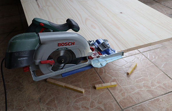 Table top trim